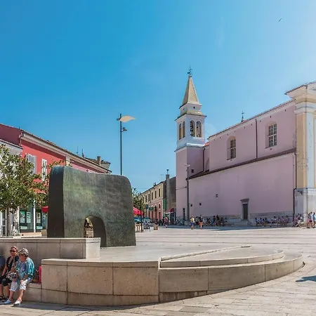 Apartman Vcemina Cr *